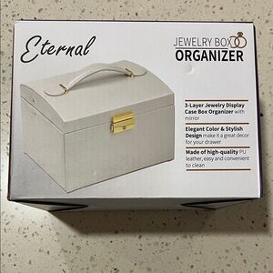 Eternal Cream Jewelry Box with Mirror